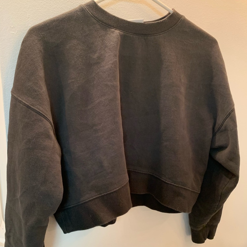 BDG Urban Outfitter cropped gray crew neck